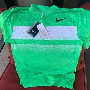 New Nike Golf Shirt Collarless